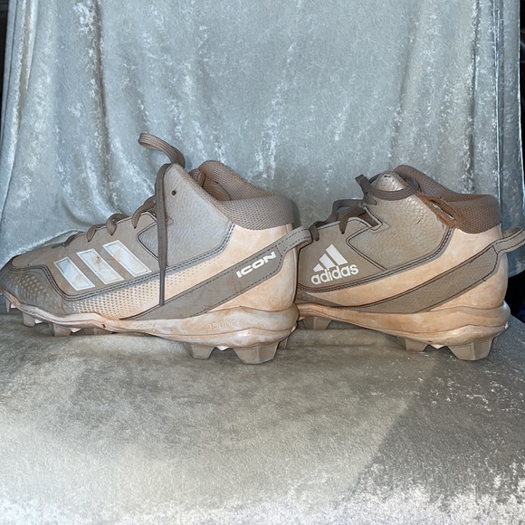 Adidas baseball cleats - Picture 3 of 7